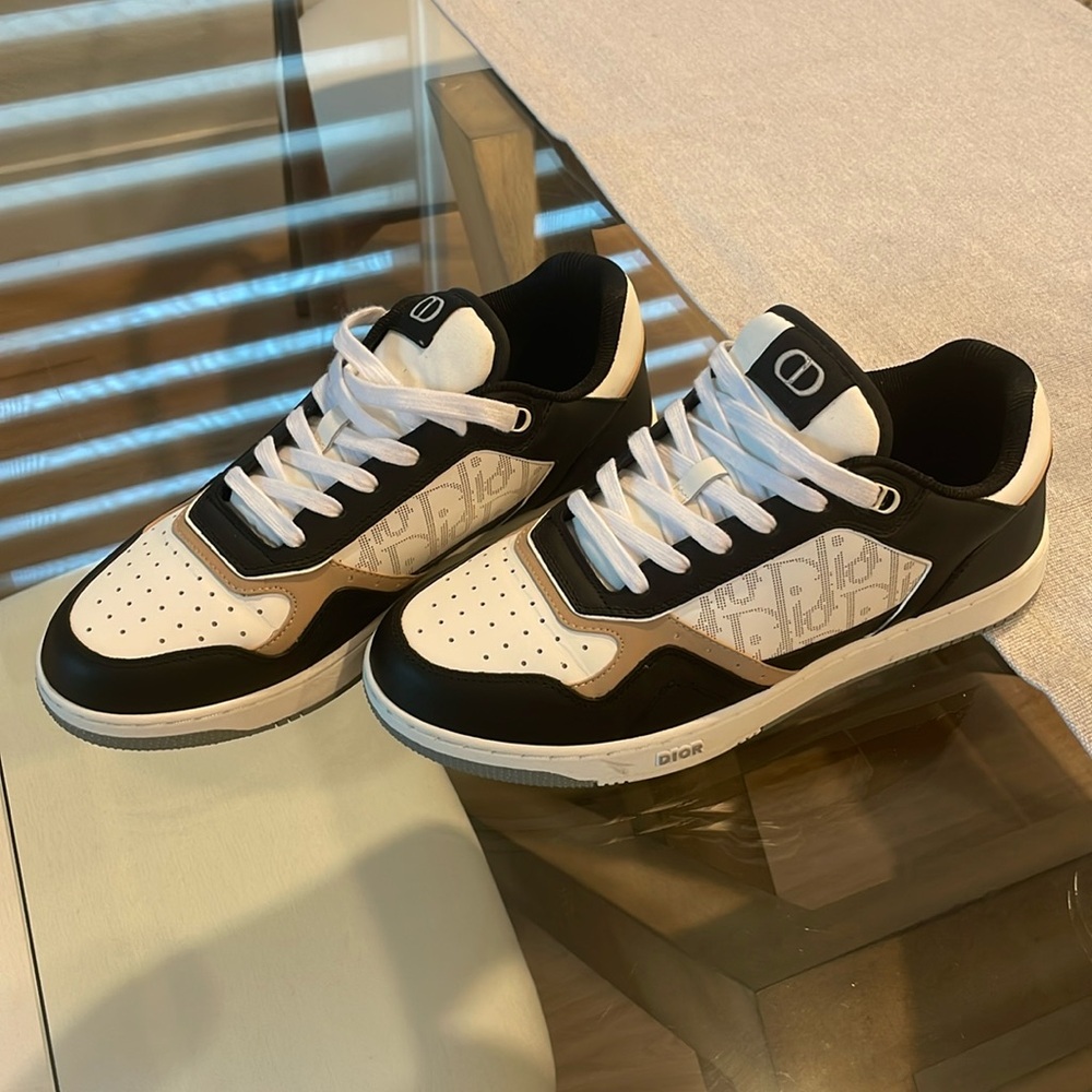 Dior b27 low top sneakers- men’s size 43 10us